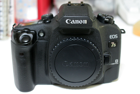 「Canon Eos 7s」がやってきた。